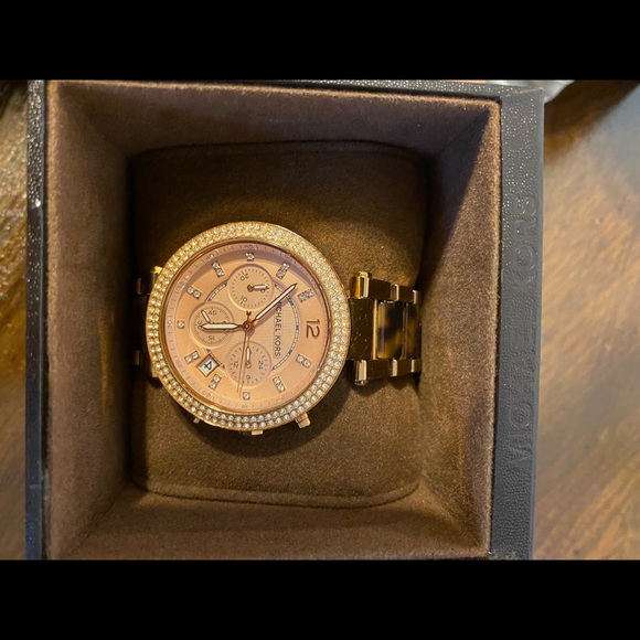 Michael Kors Watch - Picture 2 of 2